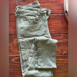American Eagle olive green jeggings